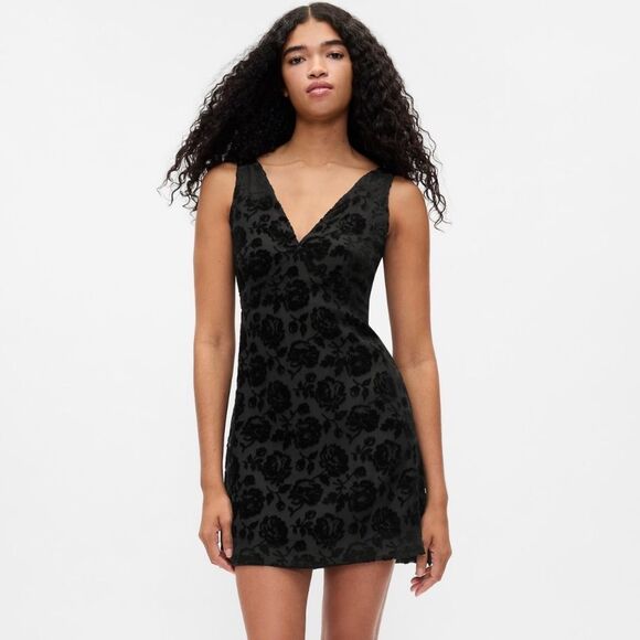 GAP Velvet Floral Mini Dress, Black, Size Large Petite - Picture 1 of 7